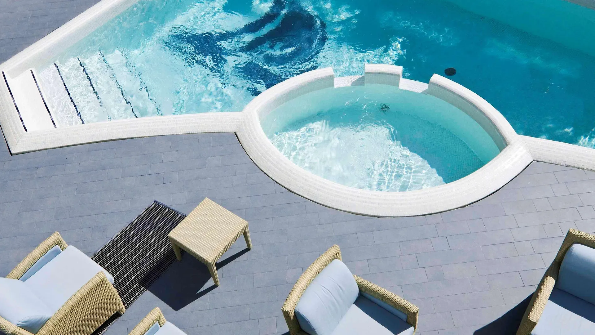 Mercure Rimini Lungomare 4*,  Italy