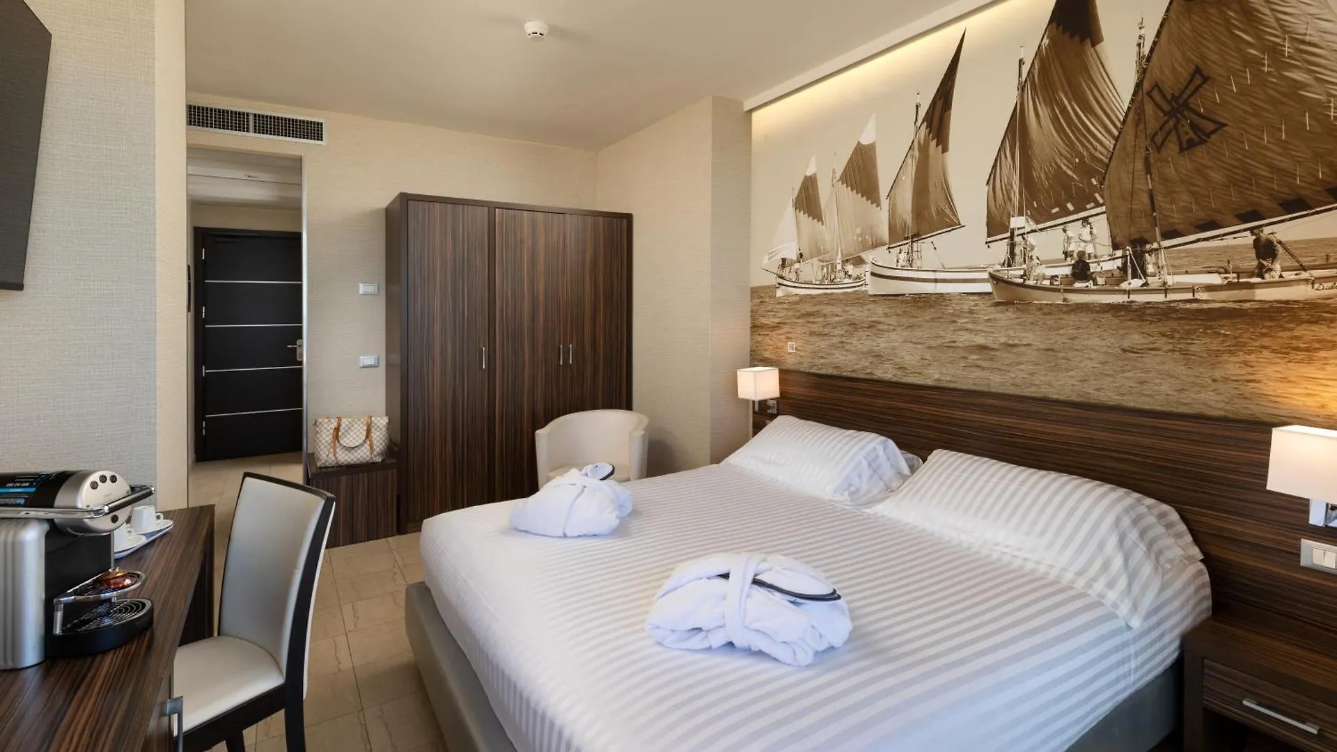Mercure Rimini Lungomare Hotel