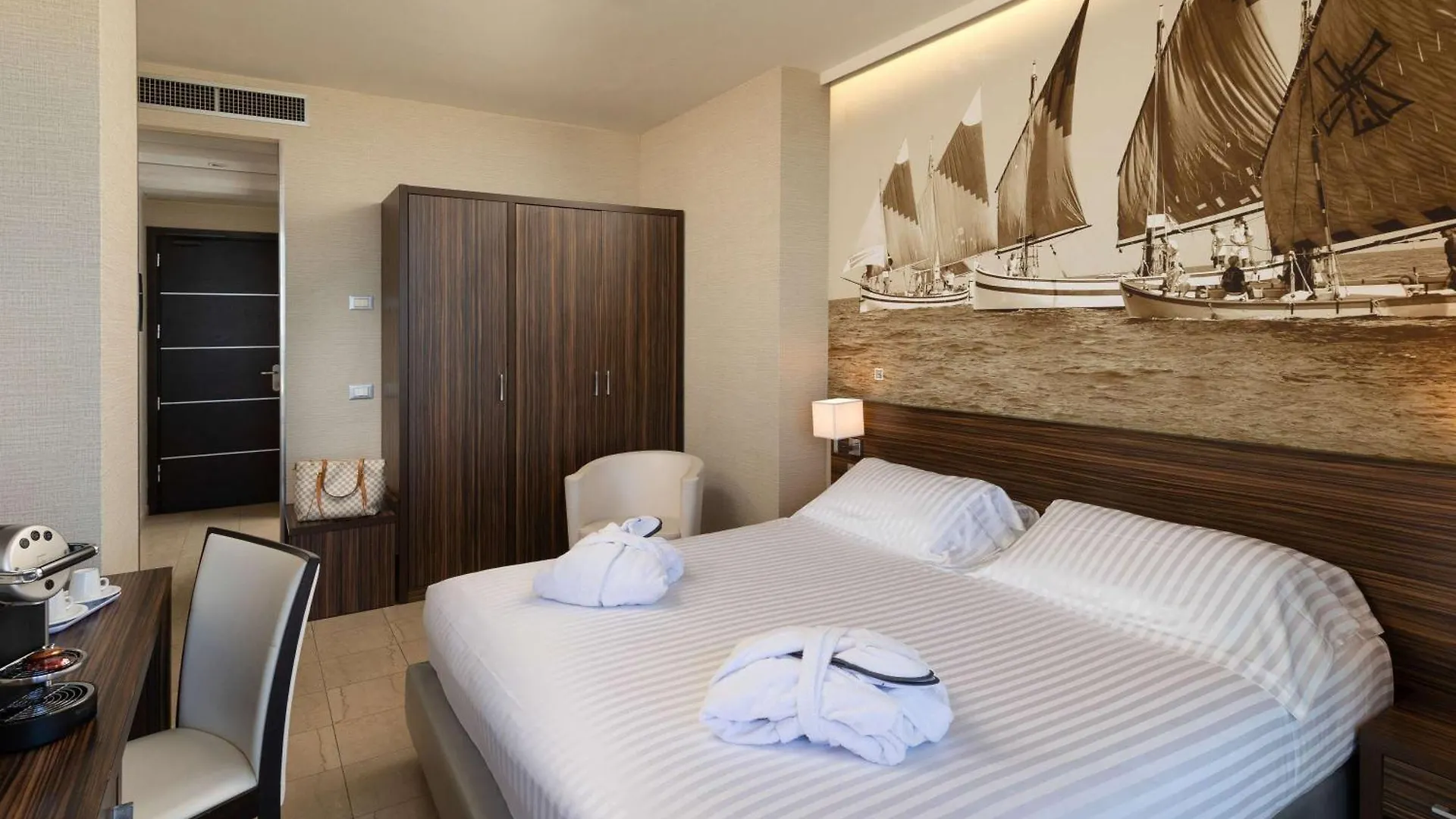 Mercure Rimini Lungomare Hotel