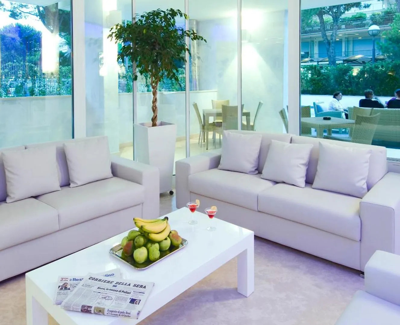 Mercure Rimini Lungomare 4*,
